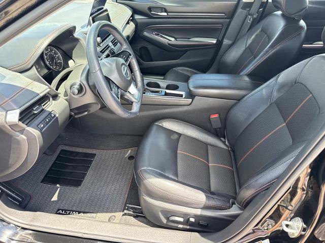 Used 2020 Nissan Altima 2.5 SR w/ Premium Package FWD image 14