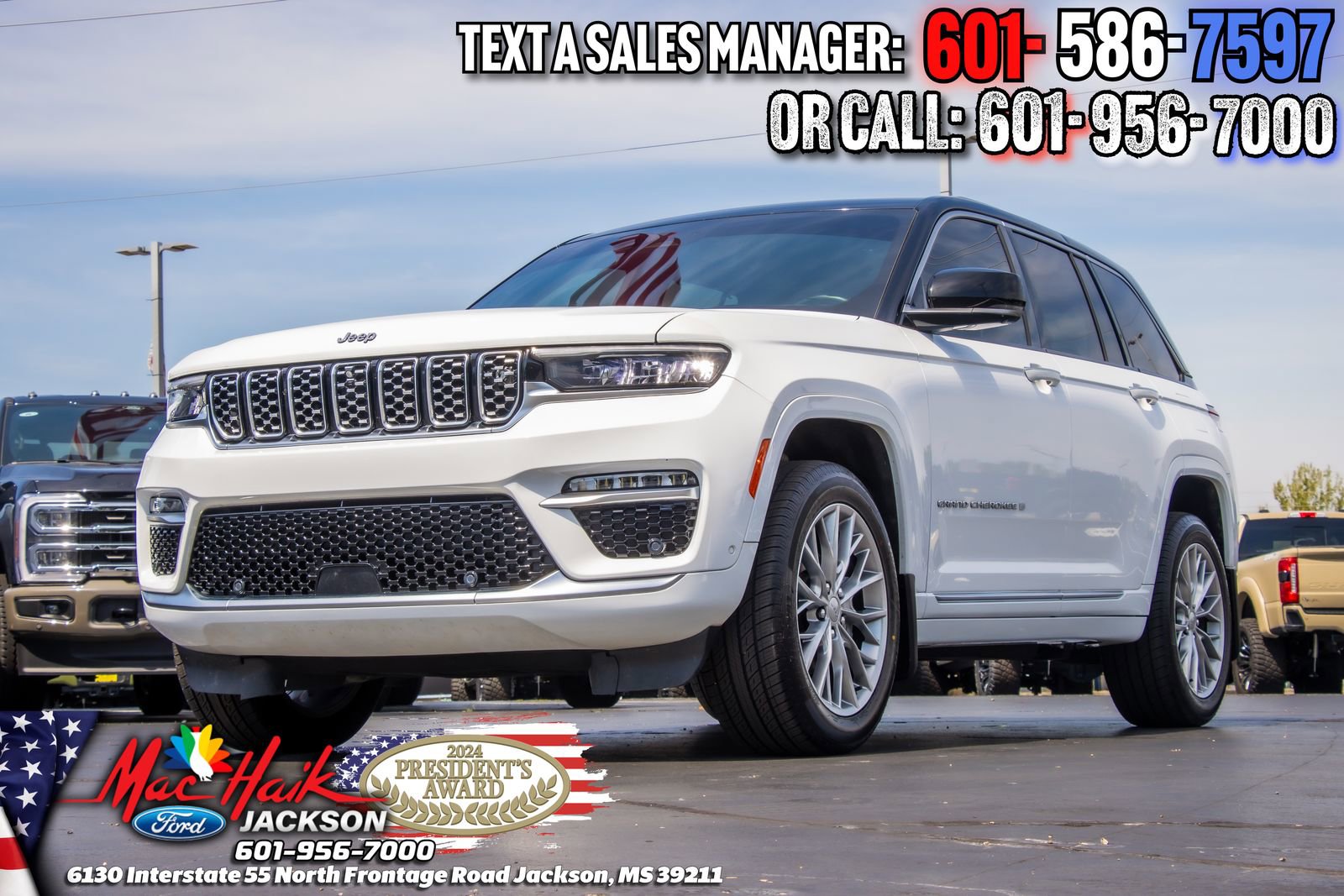 Used 2023 Jeep Grand Cherokee Summit w/ Adv Protech Group IV RWD image 4