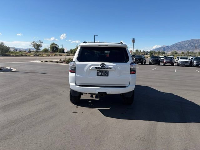 Used 2018 Toyota 4Runner SR5 Premium AWD/4WD image 4