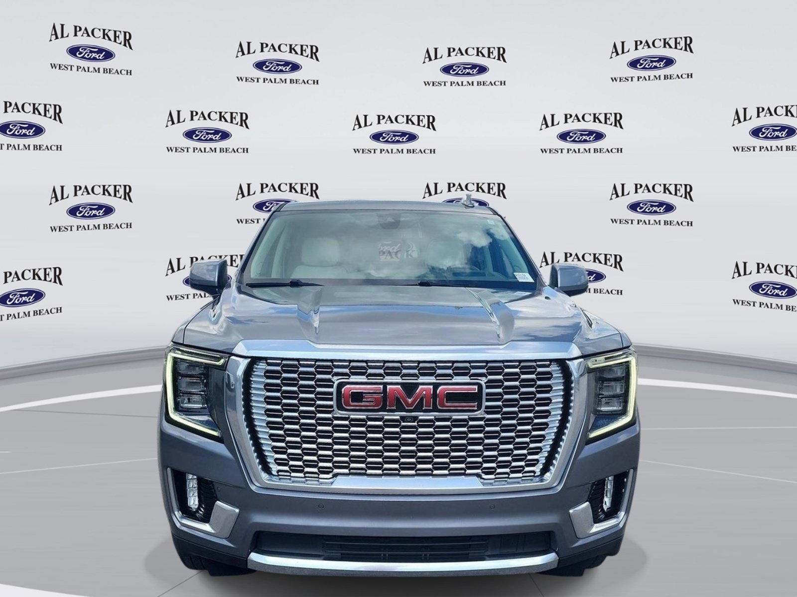 Used 2022 GMC Yukon XL Denali RWD image 8