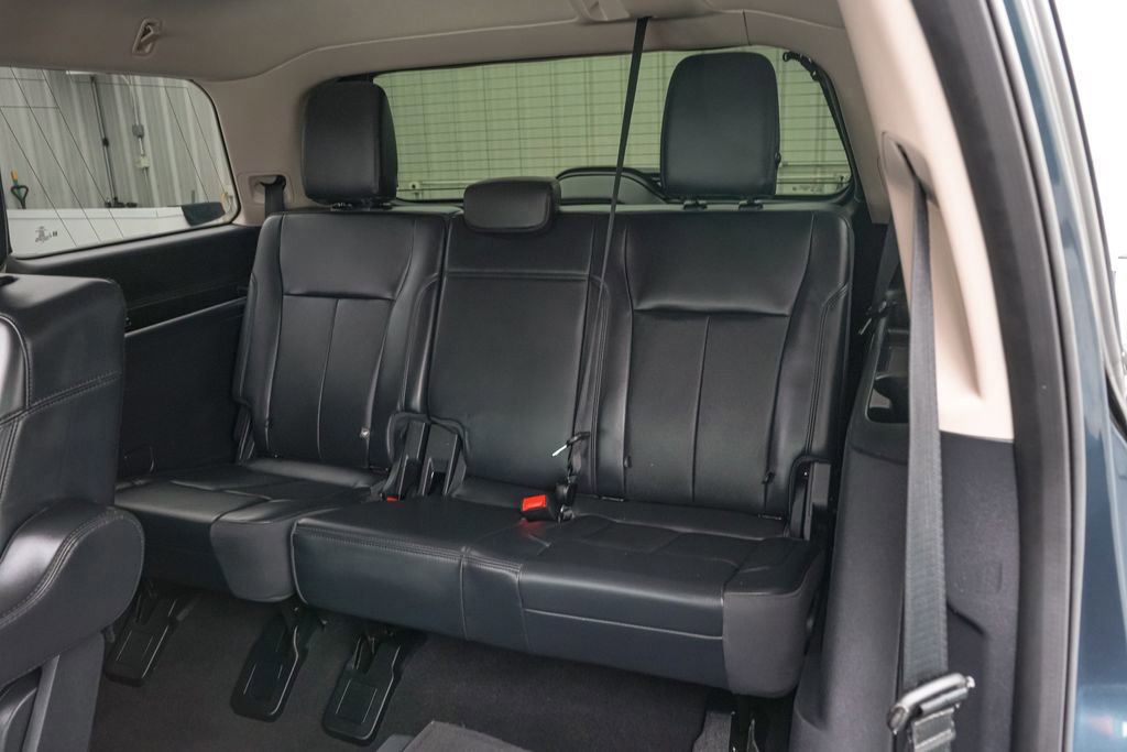 Certified 2024 Ford Expedition XLT image 20