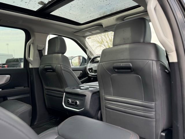 Certified 2025 Ford Expedition Active AWD/4WD image 19