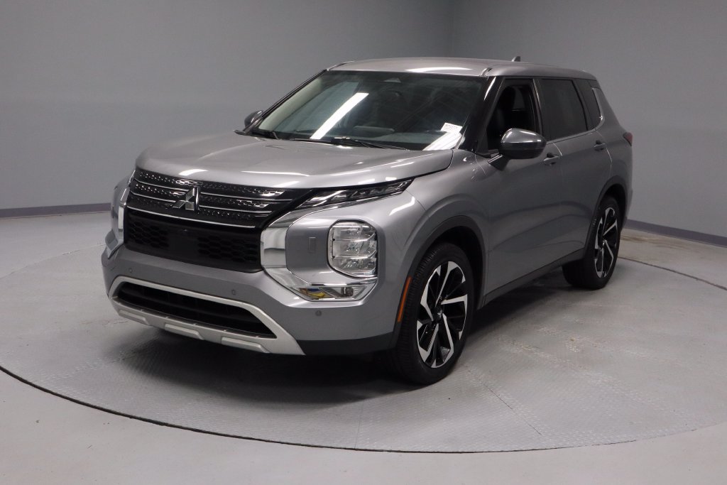 Used 2022 Mitsubishi Outlander SE AWD/4WD image 8