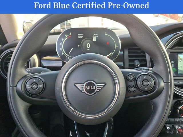 Used 2021 MINI Cooper 2-Door Hardtop w/ Premium Package image 23
