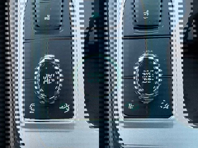 Certified 2023 Ford Explorer XLT image 28