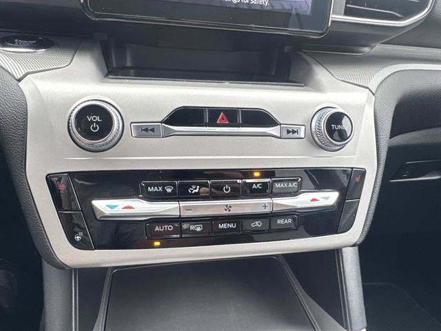 Certified 2023 Ford Explorer XLT w/ Equipment Group 202A AWD/4WD image 36