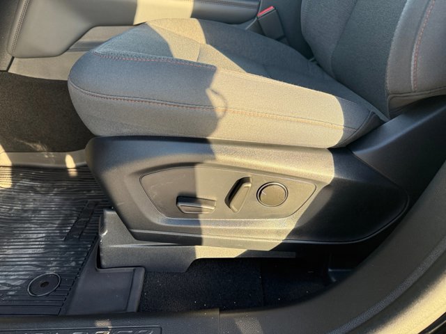 Certified 2025 Ford Explorer Active image 28