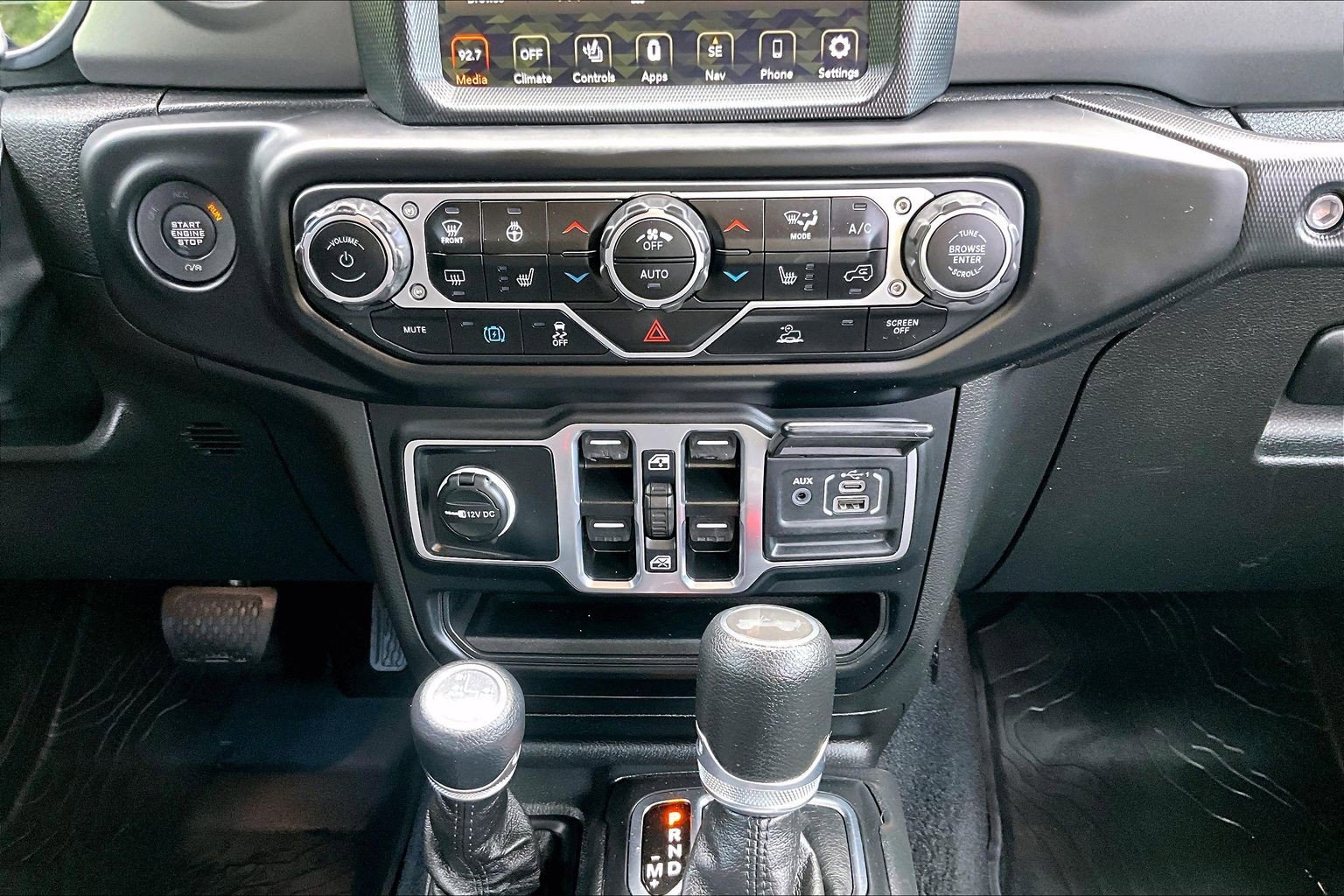 Used 2023 Jeep Wrangler Unlimited w/ Cold Weather Group AWD/4WD image 24