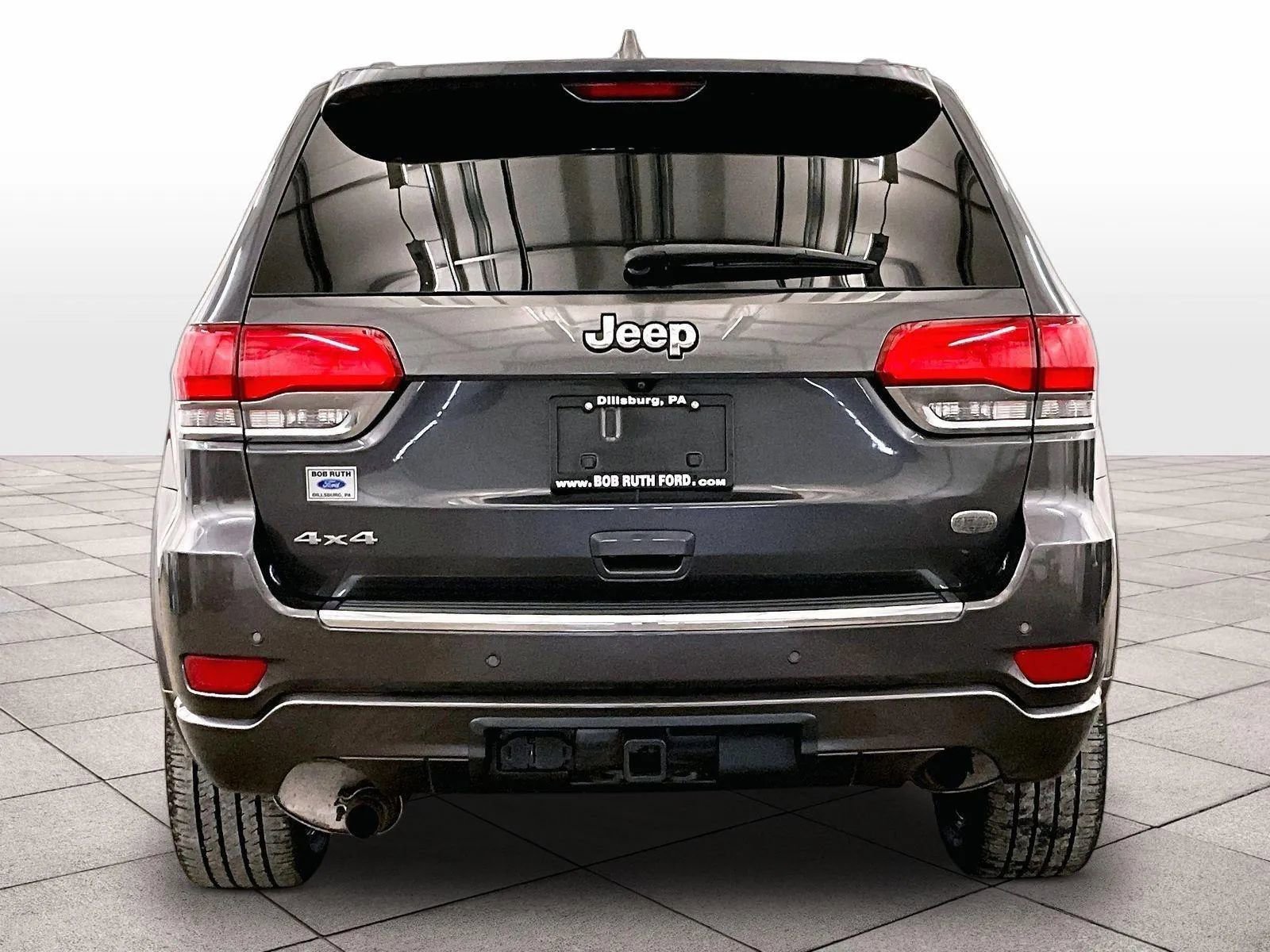 Used 2019 Jeep Grand Cherokee Overland AWD/4WD image 4