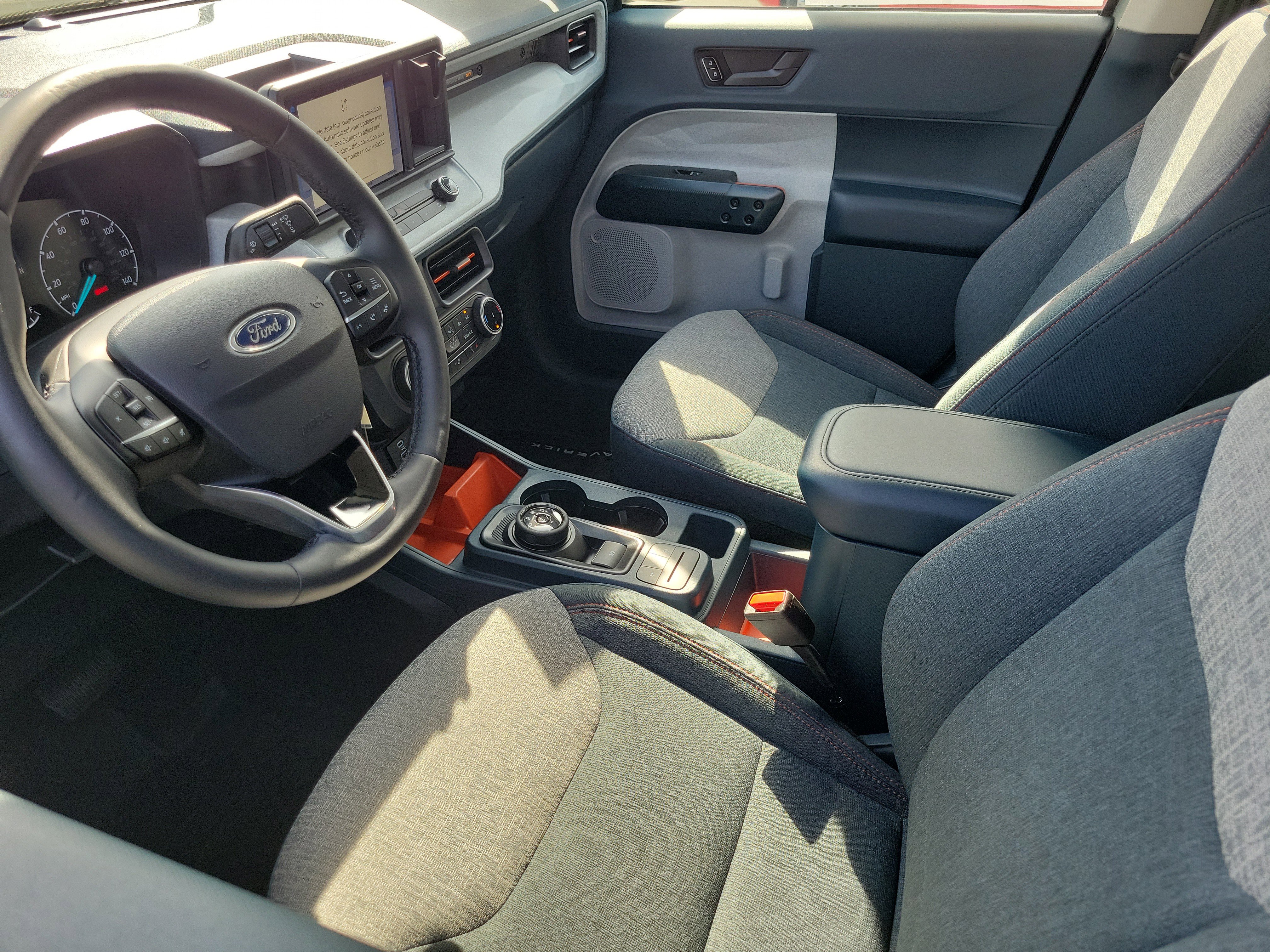 Certified 2024 Ford Maverick XLT w/ XLT Luxury Package FWD image 3