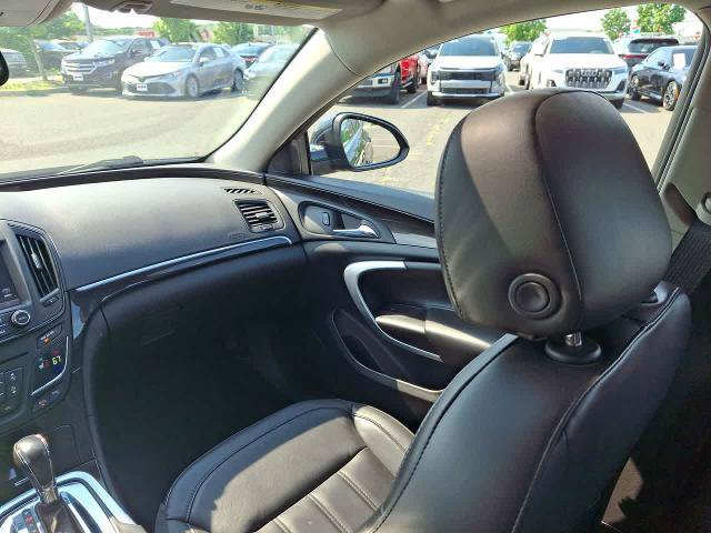 Used 2017 Buick Regal Sport Touring FWD image 11