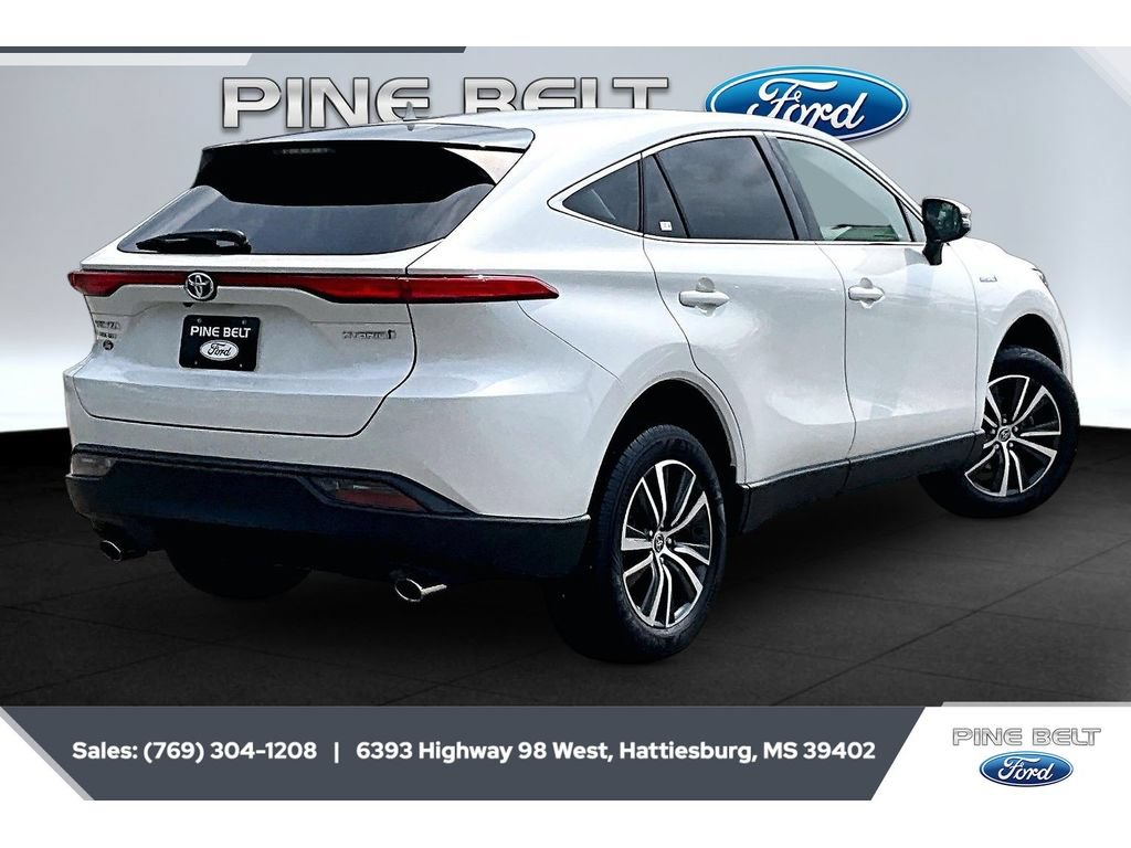 Used 2021 Toyota Venza LE AWD/4WD image 11