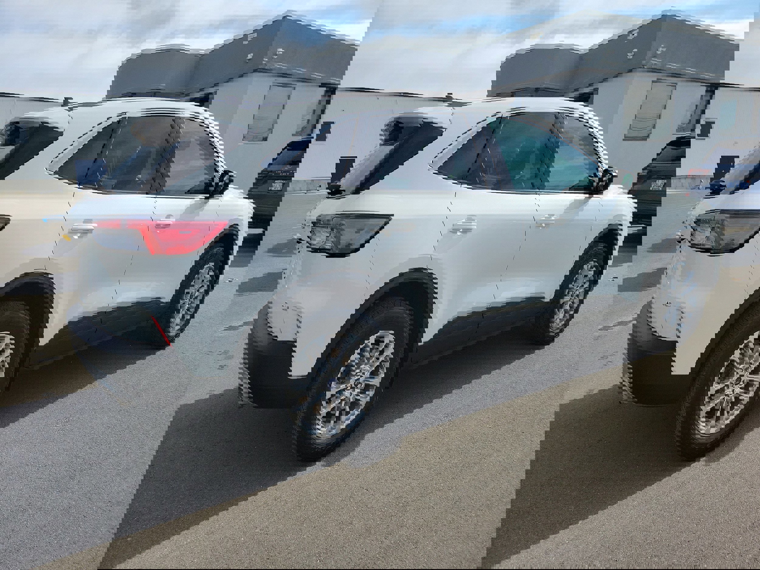 Certified 2022 Ford Escape SE w/ Convenience Package image 3