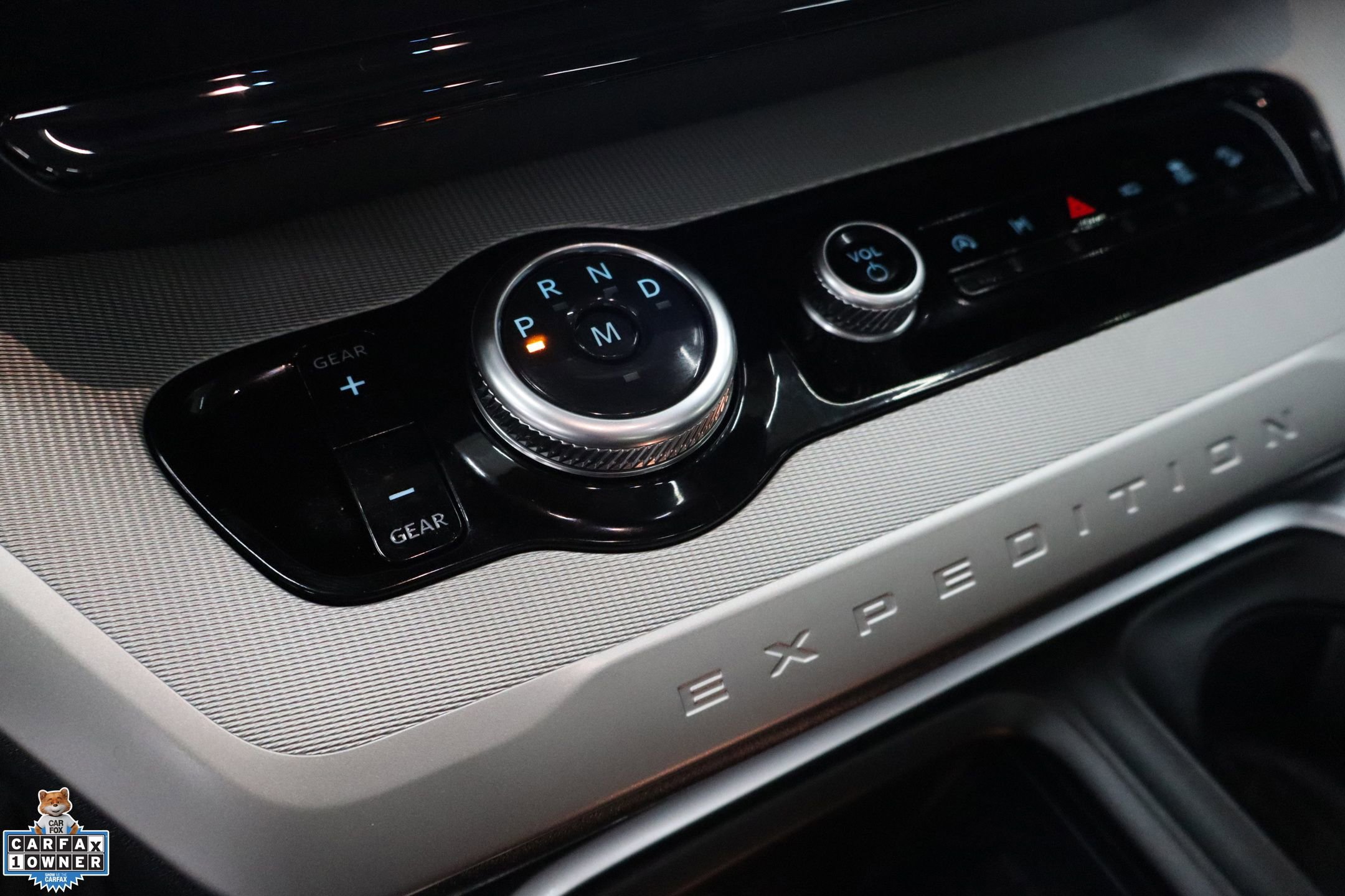 Certified 2025 Ford Expedition Active image 21