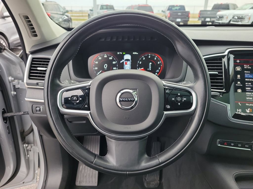 Used 2020 Volvo XC90 T6 Momentum image 22