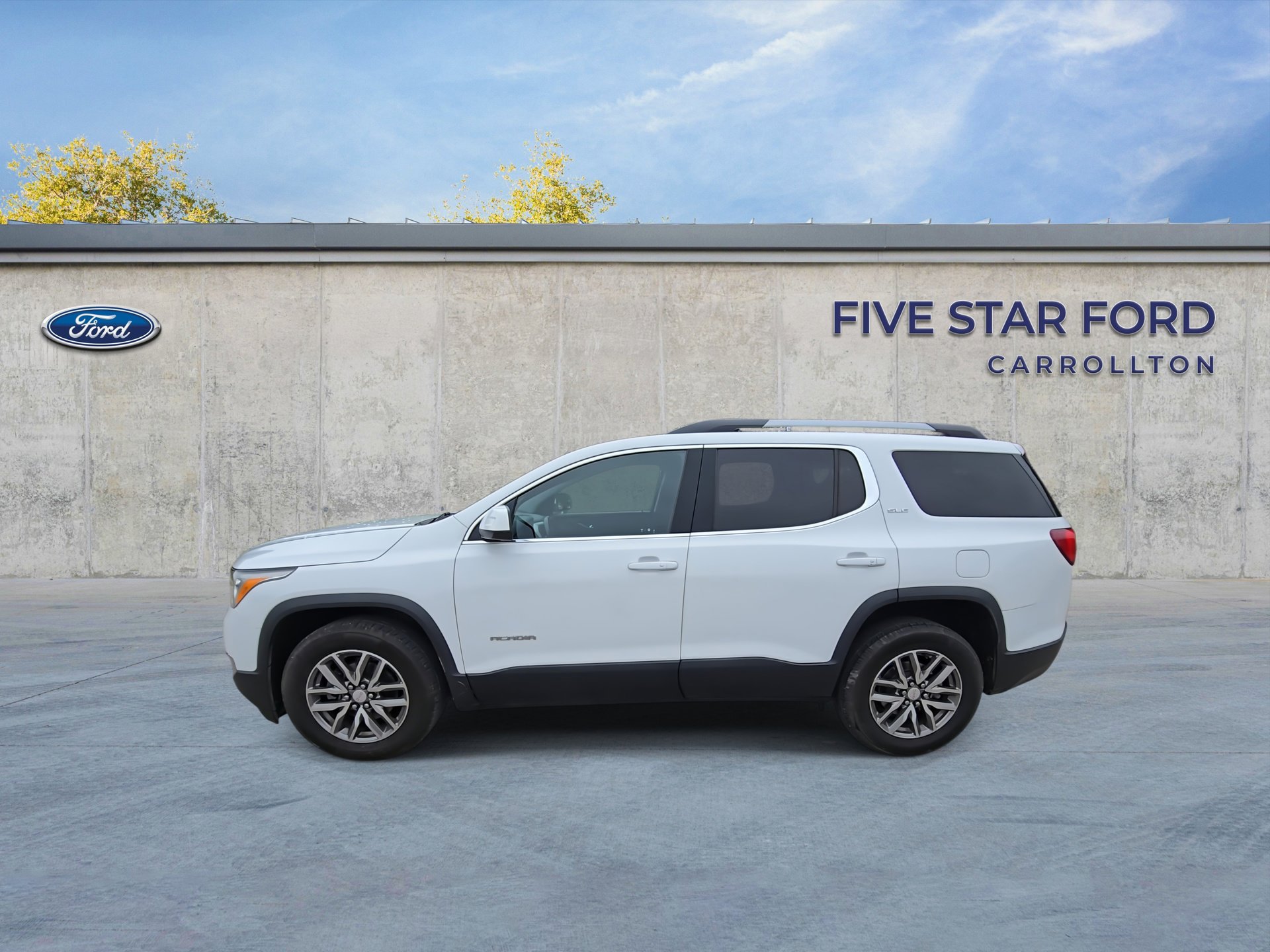 Used 2019 GMC Acadia SLE w/ LPO, Floor Liner Package AWD/4WD image 5