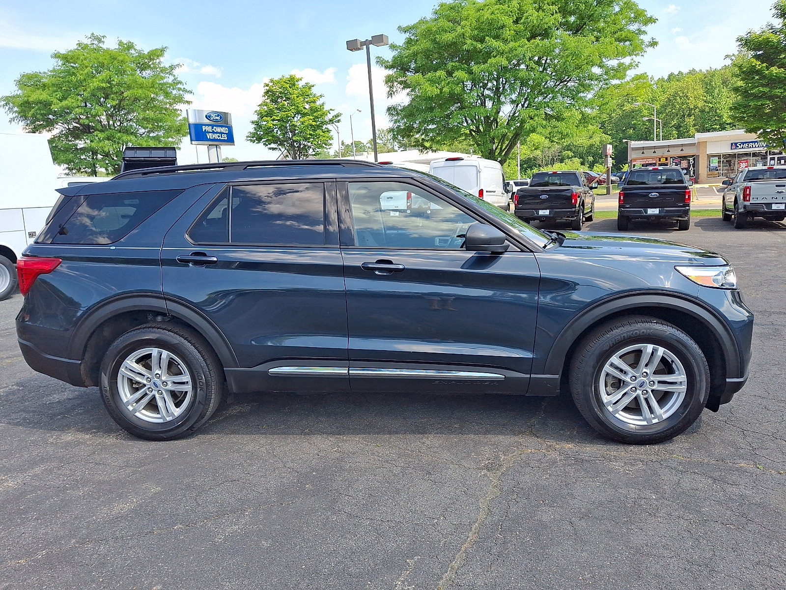 Certified 2023 Ford Explorer XLT AWD/4WD image 7
