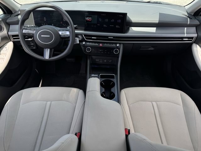 Used 2025 Hyundai Sonata SEL FWD image 9