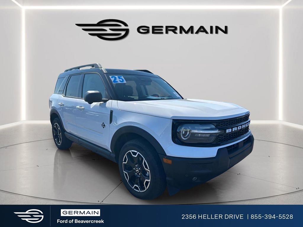Certified 2025 Ford Bronco Sport Outer Banks w/ Outer Banks Tech Package+ AWD/4WD image 1
