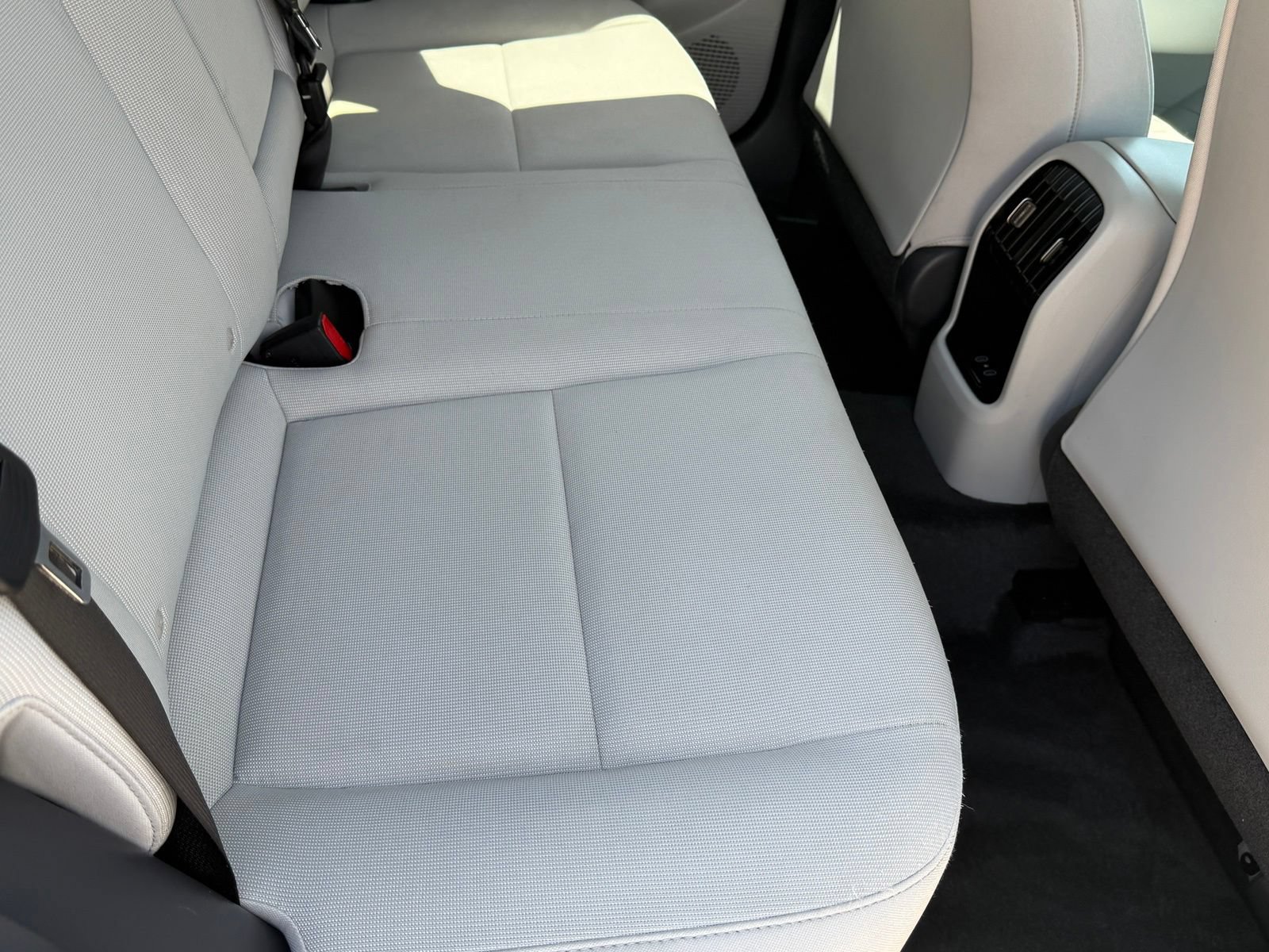 Used 2025 Hyundai Kona SEL FWD image 19
