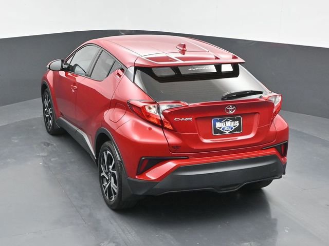 Used 2022 Toyota C-HR XLE image 8