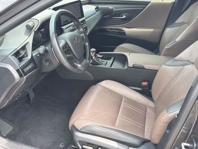 Used 2024 Lexus ES 350 Ultra Luxury w/ Accessory Package (Z1) FWD image 10