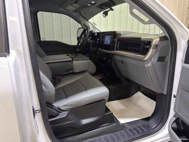 Certified 2024 Ford F250 XL w/ XL Off-Road Package AWD/4WD image 32