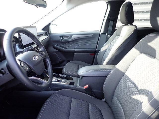 Certified 2024 Ford Escape Active w/ Tech Pack #1 AWD/4WD image 16