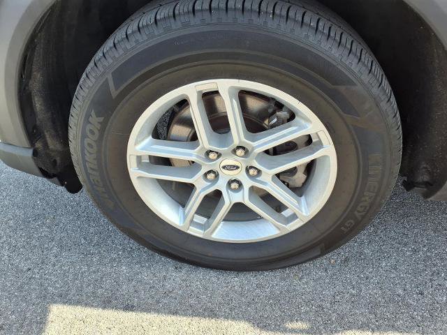 Certified 2025 Ford Explorer Active image 5