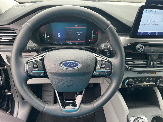 Certified 2023 Ford Escape Active AWD/4WD image 9