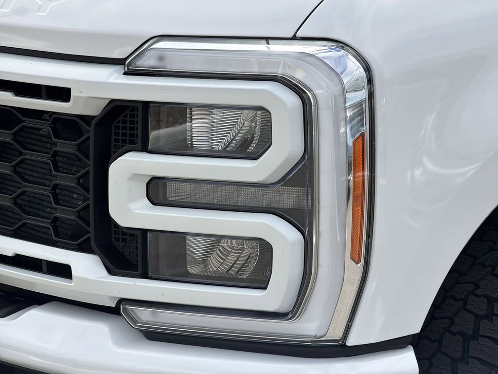 Certified 2023 Ford F250 Lariat w/ Lariat Ultimate Package AWD/4WD image 8