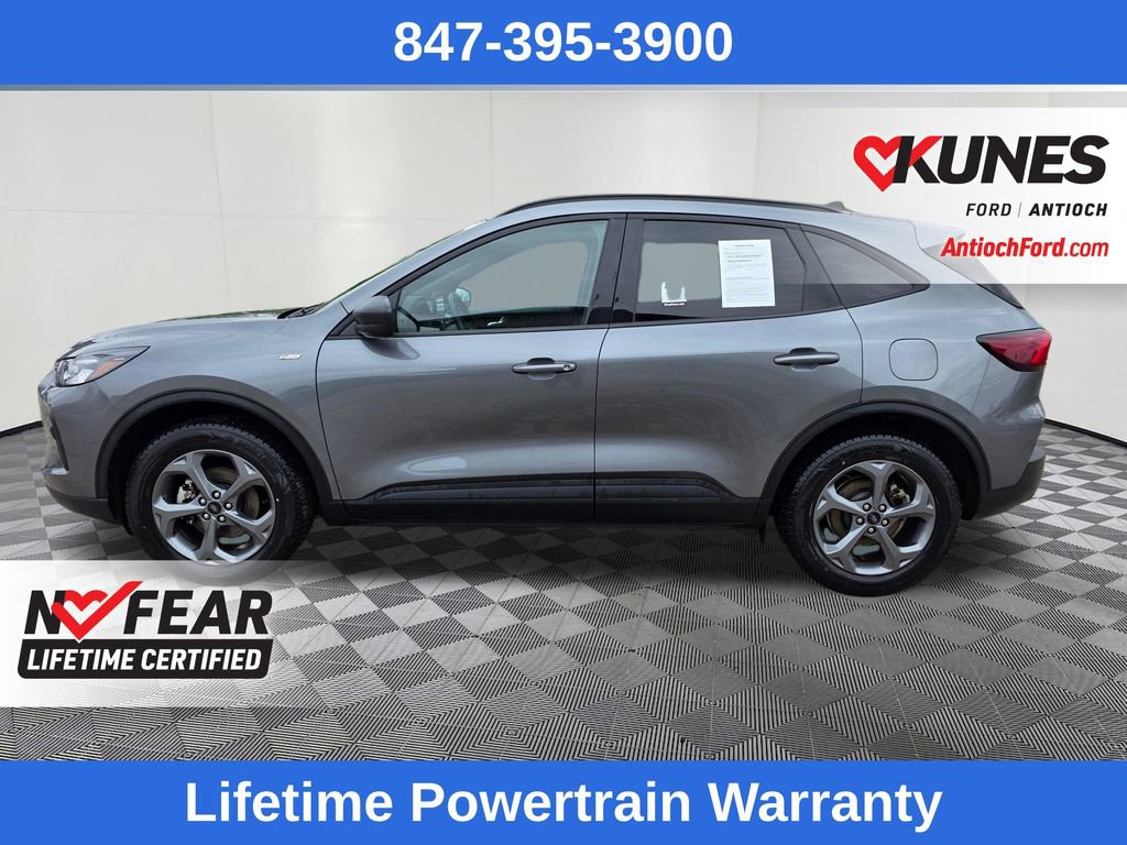 Certified 2025 Ford Escape ST-Line AWD/4WD image 4