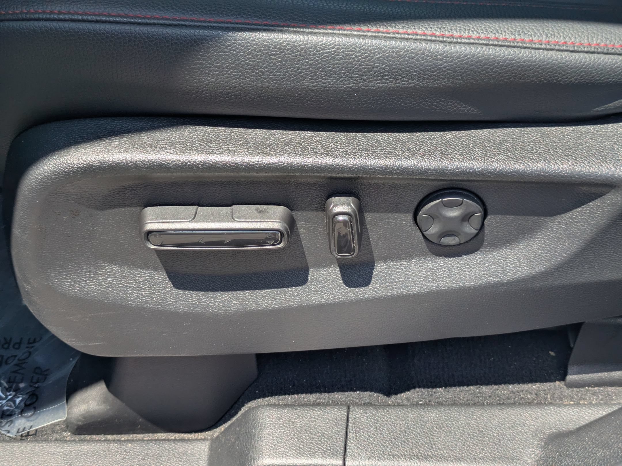 Used 2025 Honda Odyssey Sport-L image 13