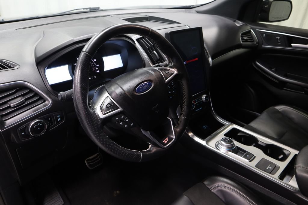 Certified 2023 Ford Edge ST image 25
