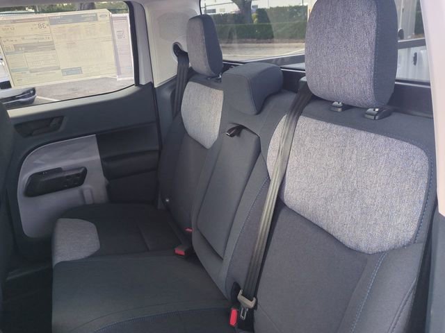 Certified 2025 Ford Maverick XLT image 14