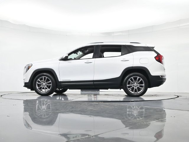 Used 2023 GMC Terrain SLT FWD image 41