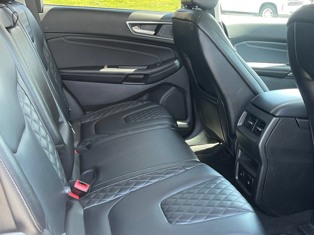Certified 2024 Ford Edge Titanium AWD/4WD image 20