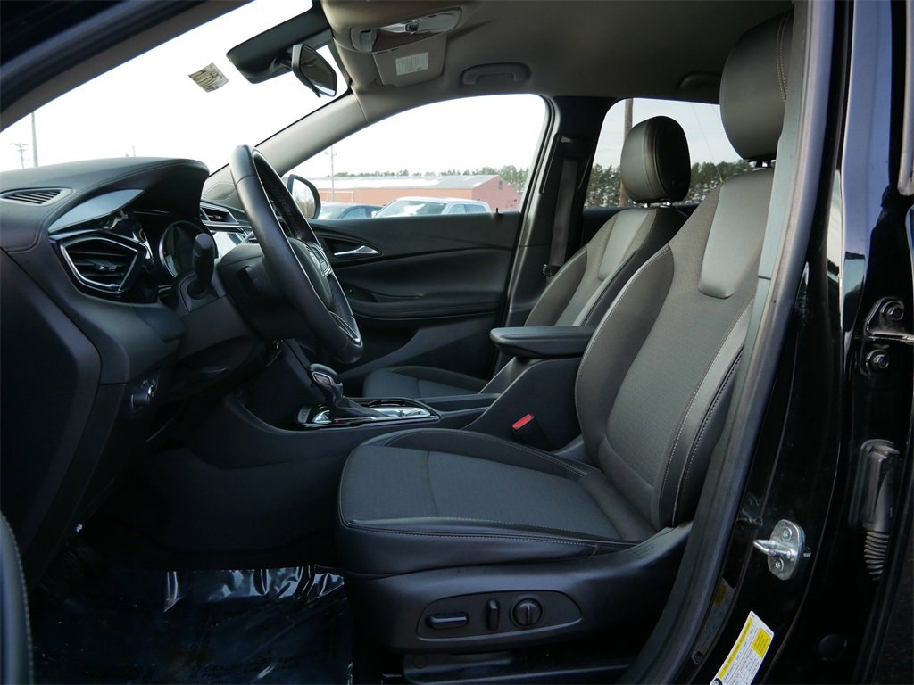 Used 2022 Buick Encore GX Select w/ Sport Touring Package image 14