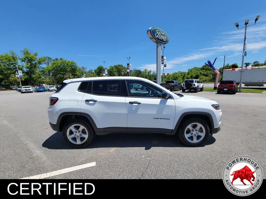 Used 2023 Jeep Compass Sport AWD/4WD image 7