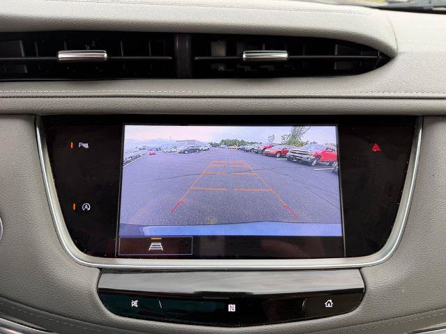 Used 2021 Cadillac XT5 Premium Luxury w/ LPO, Floor Liner Package AWD/4WD image 8