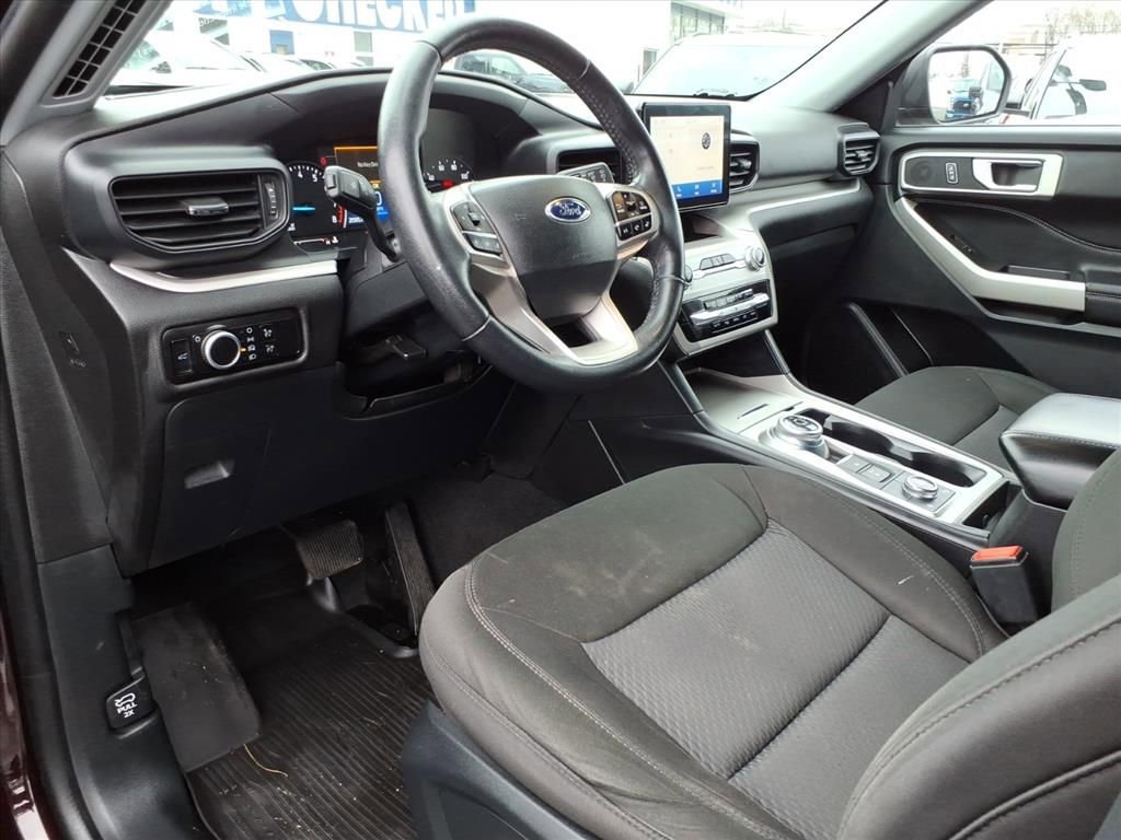 Certified 2023 Ford Explorer XLT image 13