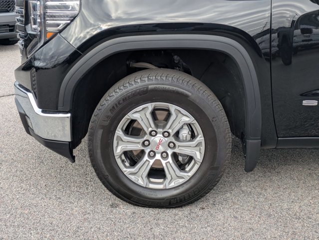 Used 2025 GMC Sierra 1500 SLT AWD/4WD image 10