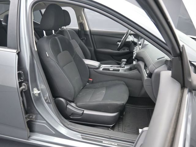 Used 2022 Nissan Sentra SV w/ Lighting Package image 27