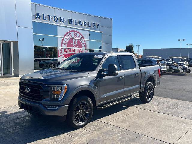 Certified 2022 Ford F150 XLT w/ Equipment Group 302A High image 3