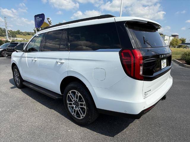 Certified 2025 Ford Expedition Active AWD/4WD image 5