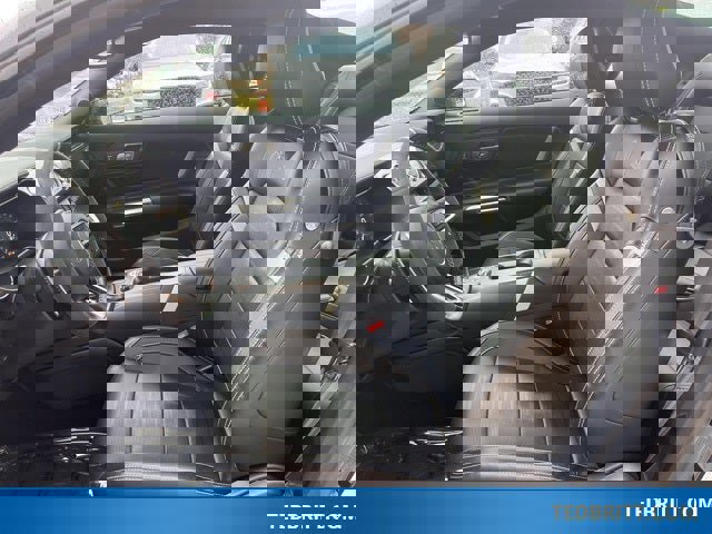 Certified 2021 Ford Mustang Shelby GT500 w/ Technology Package image 18