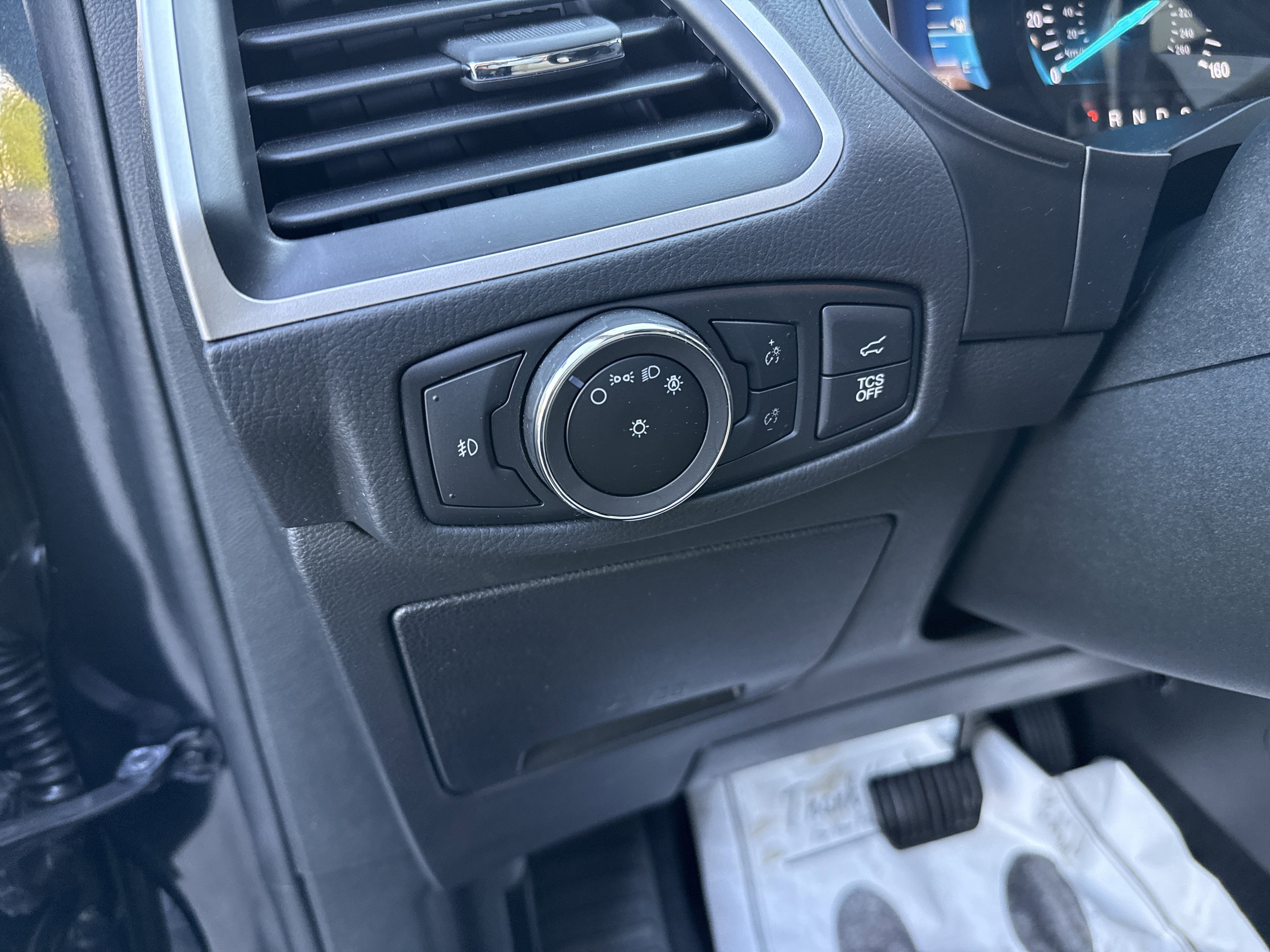 Certified 2023 Ford Edge SEL w/ Convenience Package AWD/4WD image 19