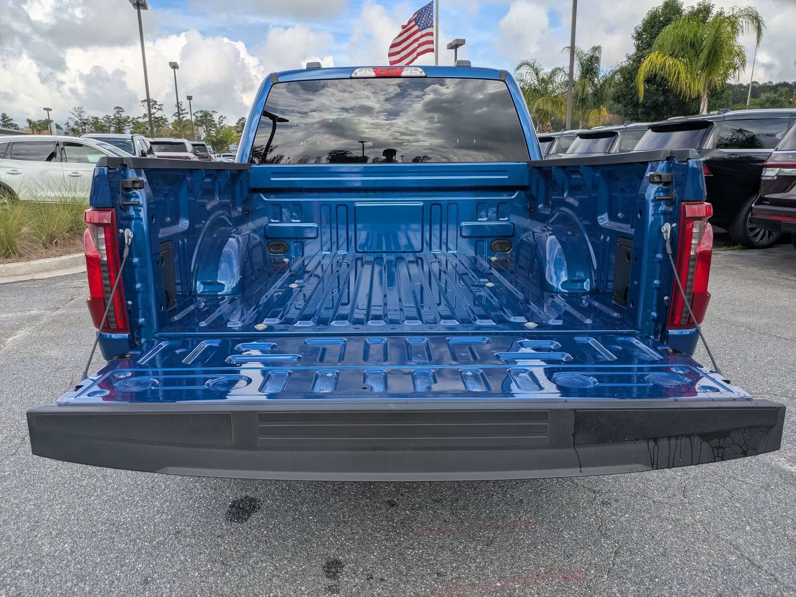 Certified 2025 Ford F150 STX w/ LOBO Package AWD/4WD image 5