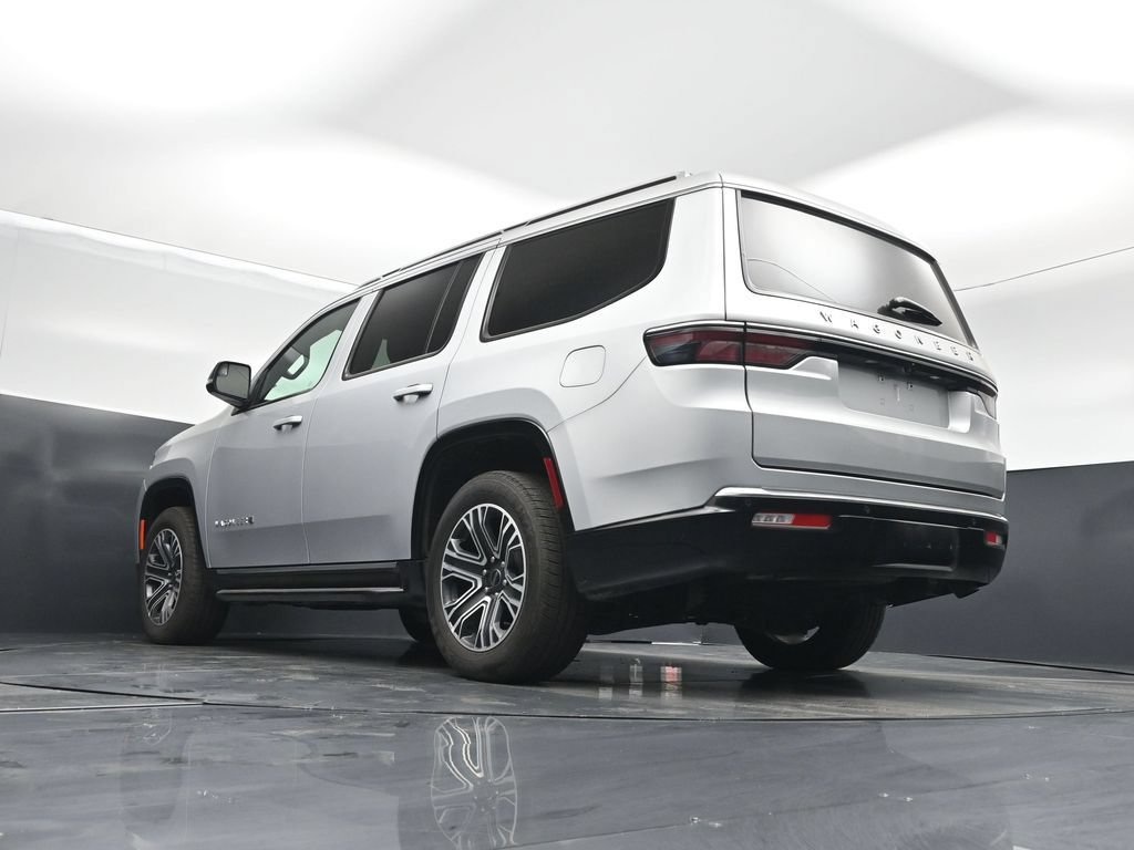 Used 2025 Jeep Wagoneer Series II AWD/4WD image 53