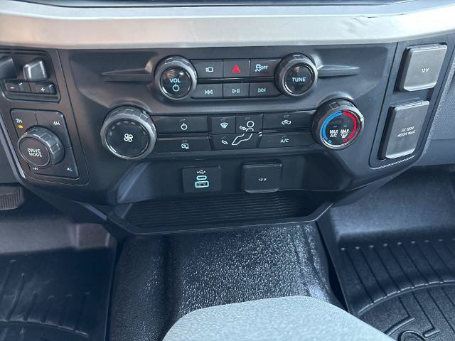 Certified 2025 Ford F350 XLT w/ 360-Degree Camera Package AWD/4WD image 25